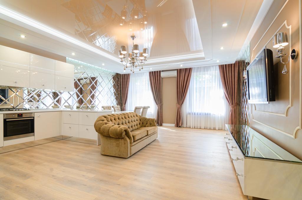 Royal Art-Deco Apartment 利沃夫 外观 照片