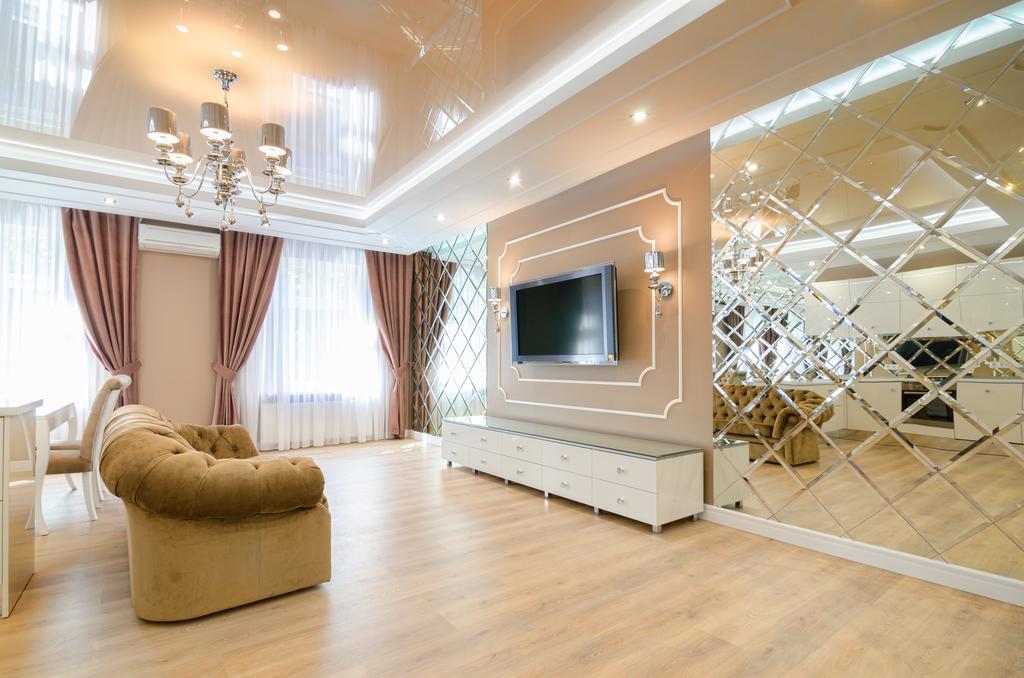 Royal Art-Deco Apartment 利沃夫 外观 照片