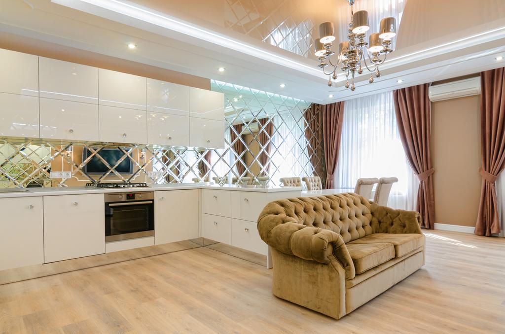 Royal Art-Deco Apartment 利沃夫 外观 照片
